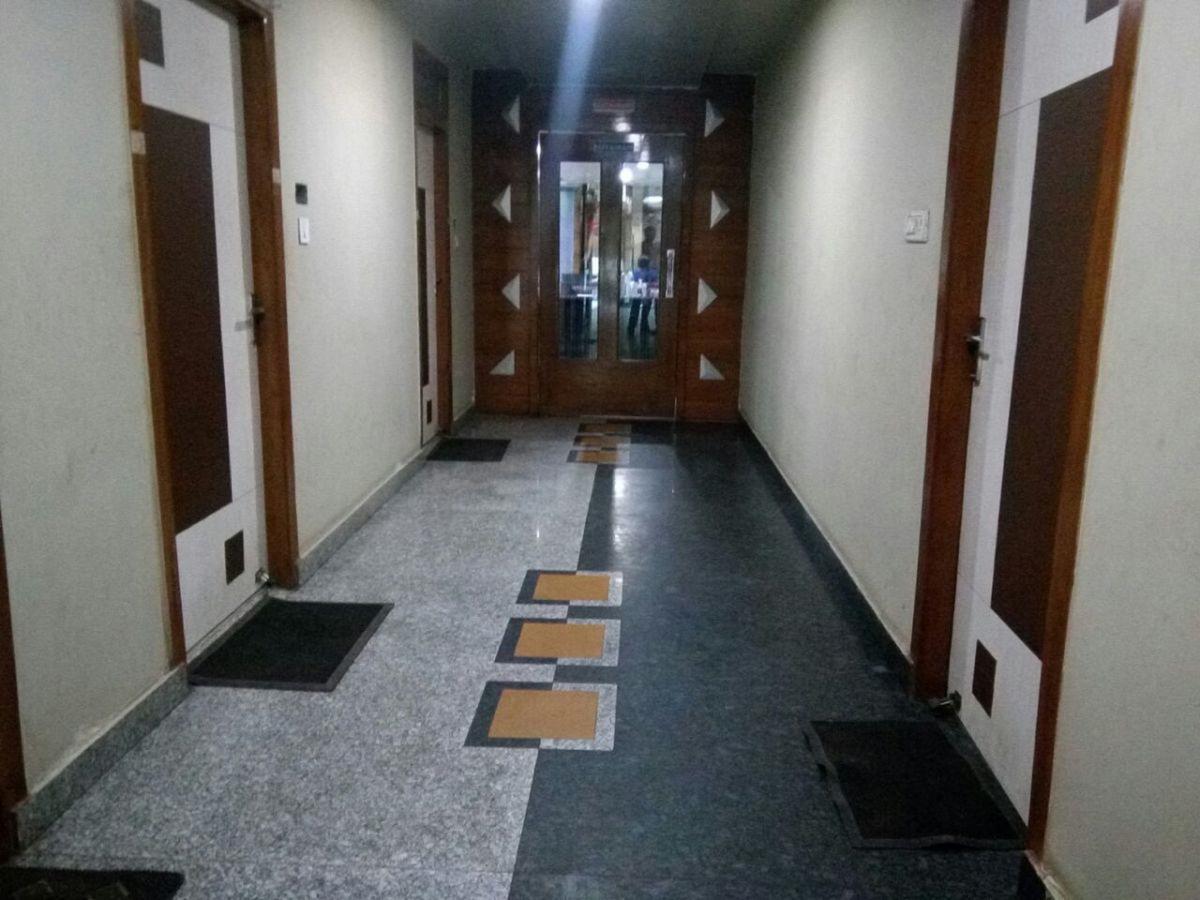 Hotel Shree Pushpak Raigarh Kültér fotó